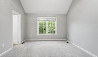 7035 KINGS MANOR Dr, Alexandria, VA 22315