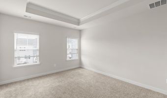 105 BAYHILL Ter, Lake Frederick, VA 22630