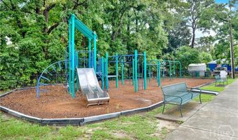 2205 Iowa St, Savannah, GA 31404