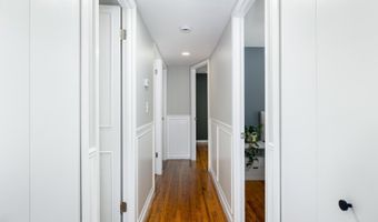 12 W Eden Ct, Ann Arbor, MI 48108