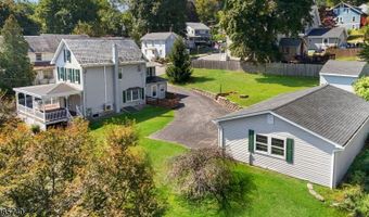 3 Smith St, Andover, NJ 07821