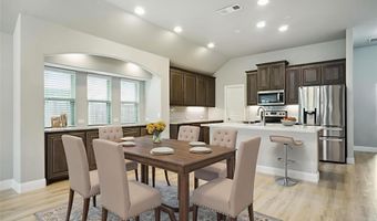 104 Gateway Dr, Alvarado, TX 76009