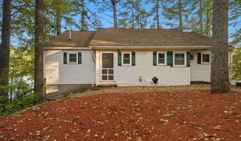 543 Long Shores Dr, Barrington, NH 03825