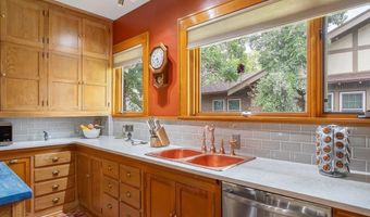 502 E 24TH St, Cheyenne, WY 82001