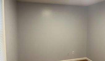 7 Metroview Ct, Ann Arbor, MI 48108