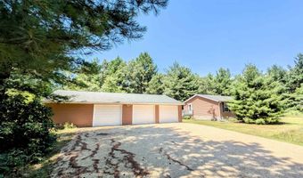 2479 9th Dr, Adams, WI 53910