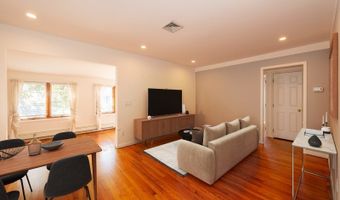 30 S Valley Rd, Bayonne, NJ 07035