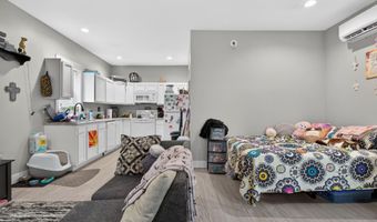 217 W State St, Ashley, IN 46705