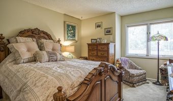 10 Meseta Ln, Hot Springs Village, AR 71909