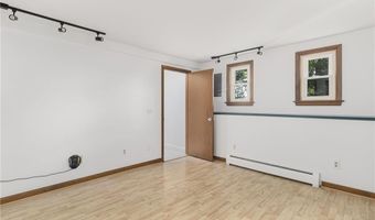 24 Seneca St, Coventry, RI 02816