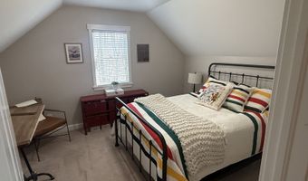 4 Maple Grove Way, Athens, OH 45701