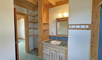 620 Tune Dr, Arroyo Hondo, NM 87513