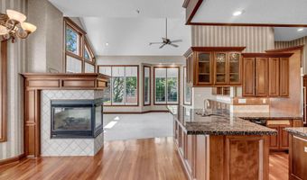 618 18th Fairway, Andover, KS 67002