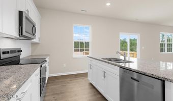 1082 Queensland Ln, Ayden, NC 28513