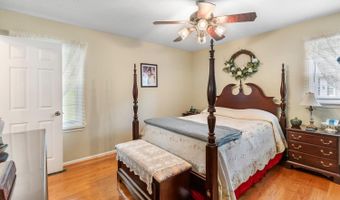 142 Dogwood St, Amherst, VA 24521