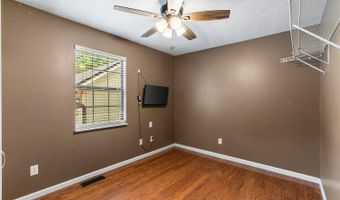 122 Nash Dr, Athens, TN 37303