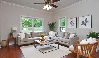 311 W Pleasant St, Aurora, MO 65605