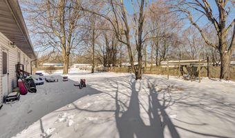 667 W Elm St, Aurora, MO 65605