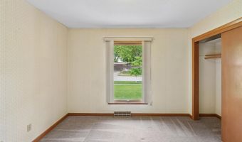 2818 Eisenhower Ave, Ames, IA 50010