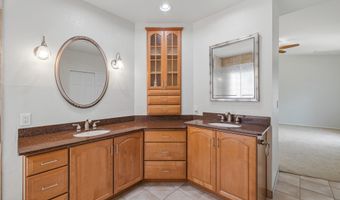 2419 W SHAWNEE Dr, Chandler, AZ 85224