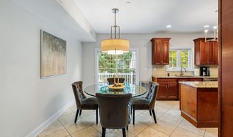 47 White Oak Ln, Aberdeen, NJ 07747