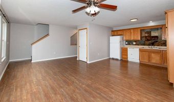 1062 10th Ave NW, Altoona, IA 50009