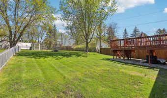 277 Sunset Ln, Antioch, IL 60002