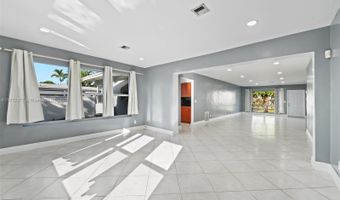 3812 N Circle Dr, Hollywood, FL 33021