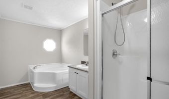 22 Skyline Dr, Ashville, OH 43103