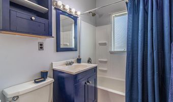 3005 Oakwood St, Ann Arbor, MI 48104