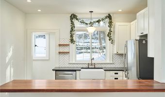 141 Storer Ave, Akron, OH 44302