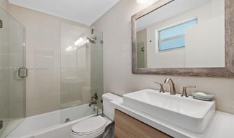 9102 W Bay Harbor Dr 5D, Bay Harbor Islands, FL 33154