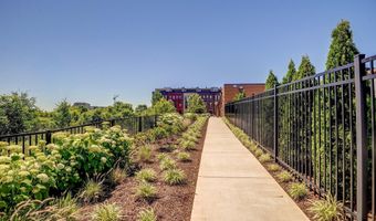 43414 GRANDMOORE St, Ashburn, VA 20148