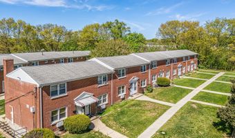 26 Karen Ct A, Bridgeport, CT 06606