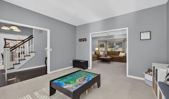 315 Claymont Cove Ct, Ballwin, MO 63011
