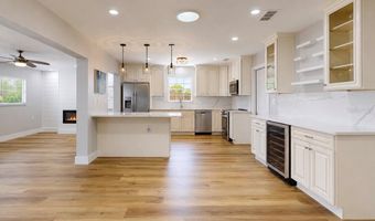 6513 ABACO Dr, Apollo Beach, FL 33572