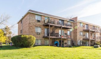 827 College Blvd 202, Addison, IL 60101