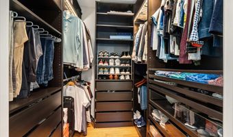 1738 E JONQUIL Ter, Arlington Heights, IL 60004