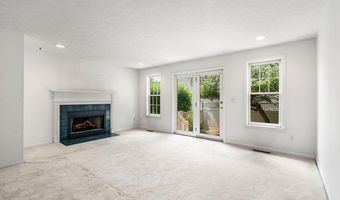 7 St Andrews Dr, Bedford, NH 03110