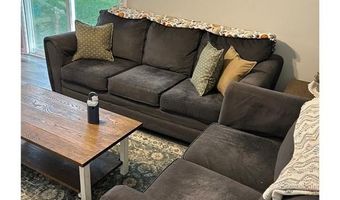 153 S 6th St, Austin, IN 47102