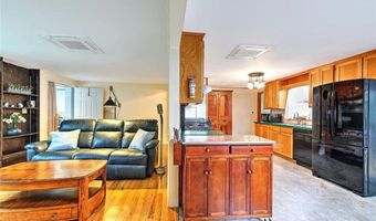 89 Skunk Hill Rd, Hopkinton, RI 02832