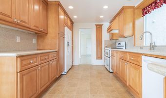 7051 E Scenic Cir, Anaheim, CA 92807