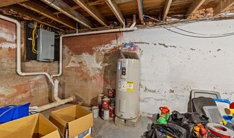 304 Eastern Ave, Augusta, ME 04330