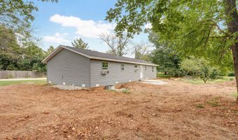 501 E Prairie Ln, Ash Grove, MO 65604