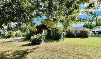 706 NW 5th St, Bentonville, AR 72712