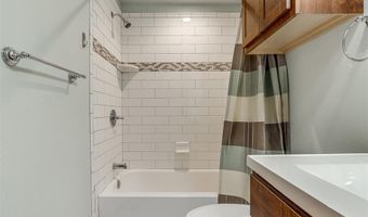 4701 N Peniel Ave, Bethany, OK 73008