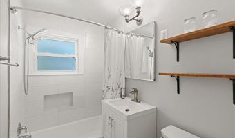 7408 CONVAIR Dr, Alexandria, VA 22306