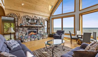 E7379 WASHINGTON Road, Algoma, WI 54201