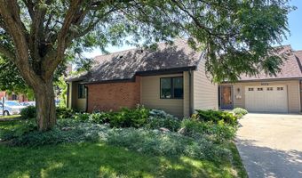 2212 Hamilton Dr, Ames, IA 50014