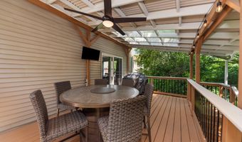 1692 Enclave Ln, Ann Arbor, MI 48103